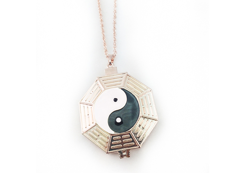 Fengshui Yin & Yang Pendant Magnifier-CR23