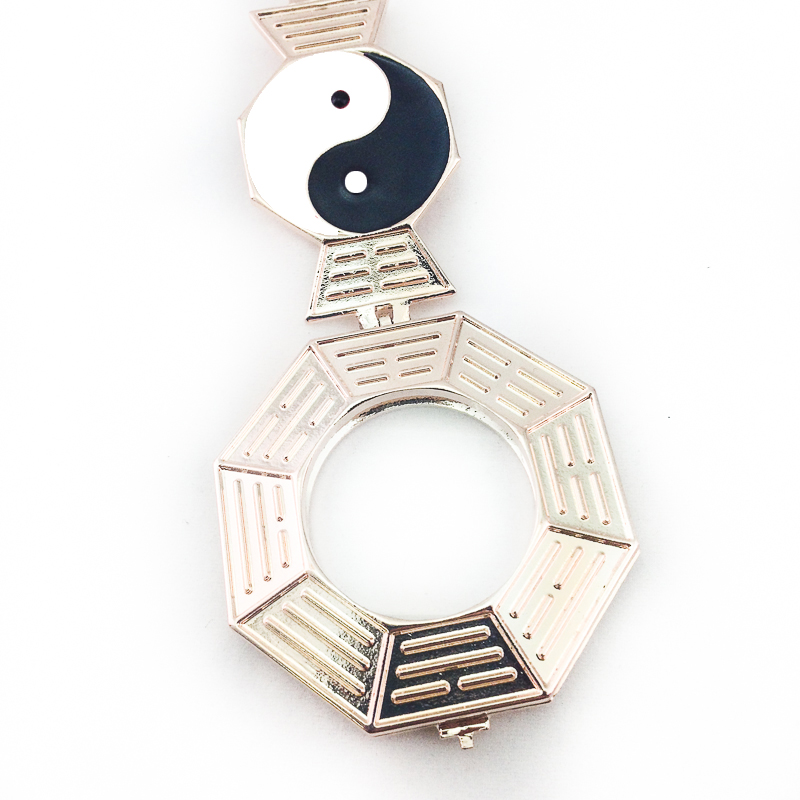 yin and yang pendant magnifier