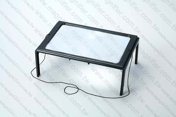 Hands Free Full Page Fresnel Standing Magnifier